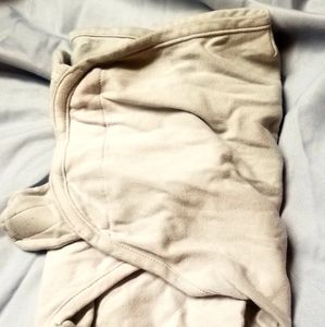Baby swaddle